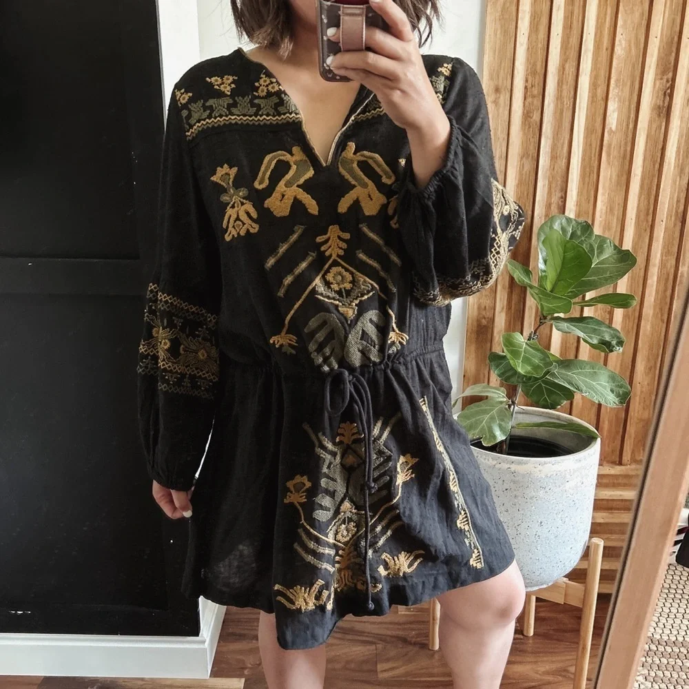 Free people anouk Embroidered Dress. Size S